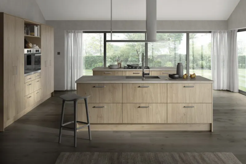 Providence — Natural Kendal Oak