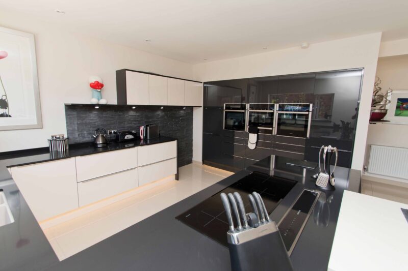 Pebble Kitchens – Kitchen ranges for the trade