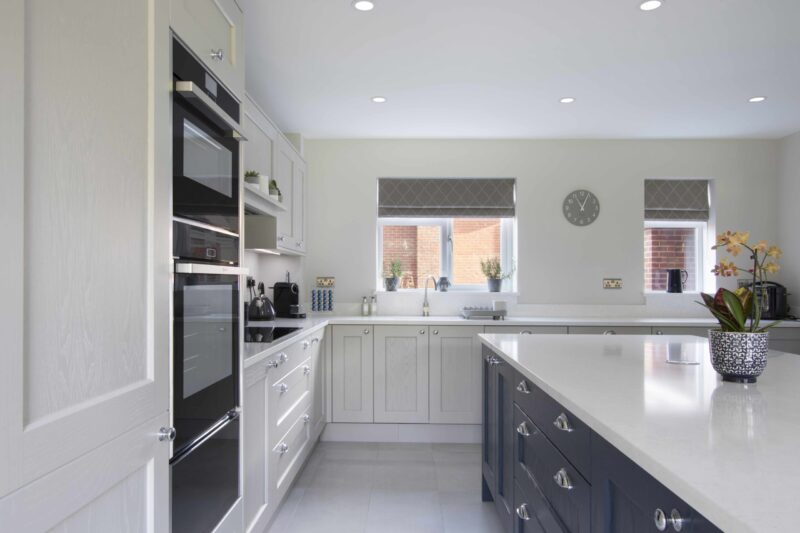 Pebble Kitchens – Kitchen ranges for the trade